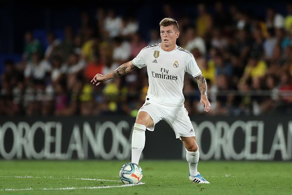 Kroos would look to dictate the tempo of the game