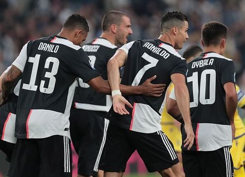 Juventus players celebrate Cristiano Ronaldo's goal against Hellas Verona