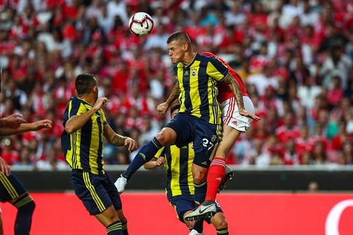 Benfica v Fenerbache - UEFA Champions League Qualifier