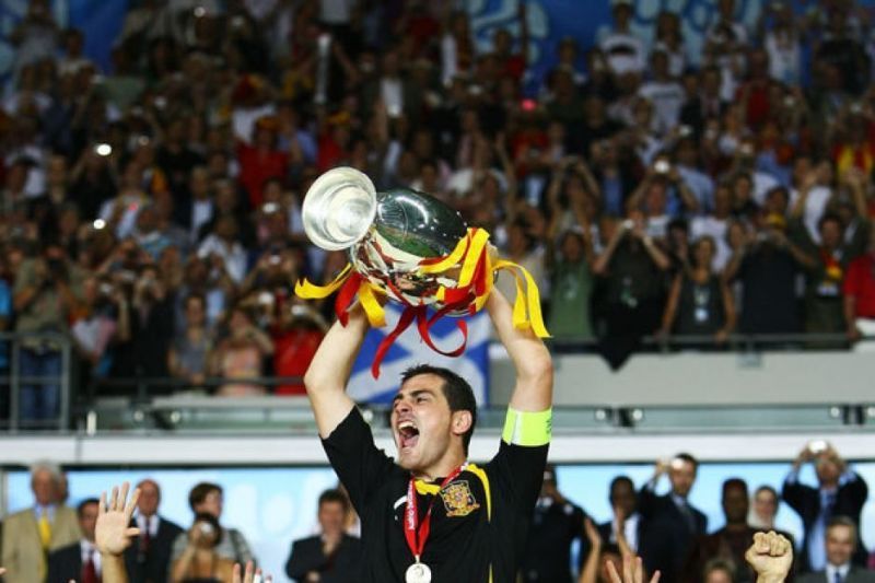 Casillas leads Spain to their 1st European Championships title in 44 years