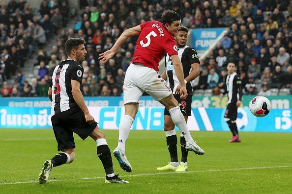 Newcastle United v Manchester United - Premier League