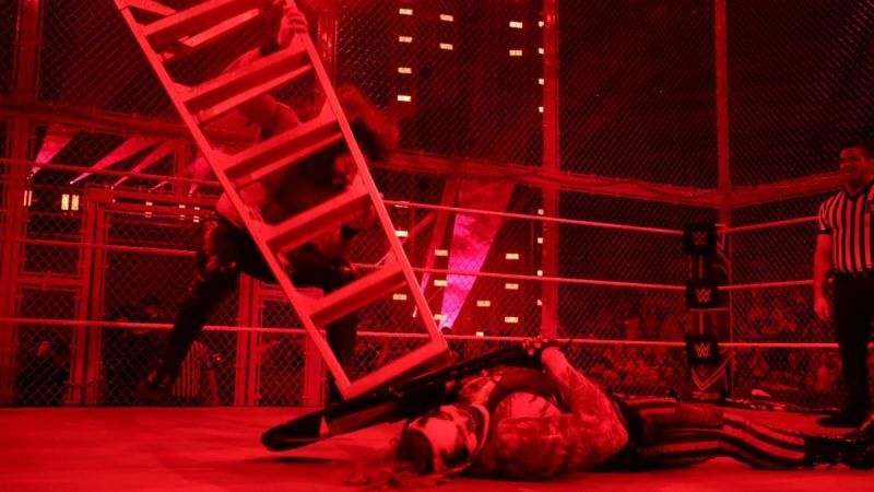 Seth Rollins replied to a fan on Twitter to explain the HIAC finish
