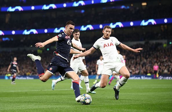 Jan Vertonghen in action v Crvena Zvezda: Group B - UEFA Champions League