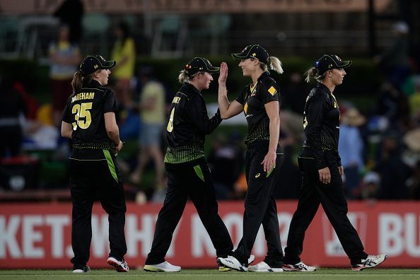 Australia v Sri Lanka - Women&#039;s T20 Game 1