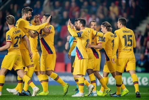 Barcelona edged past Slavia Prague