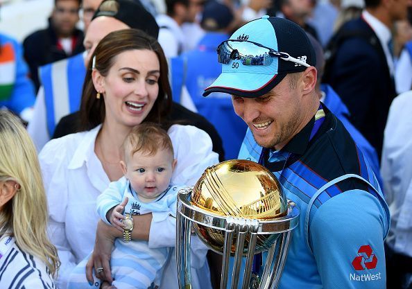 Jason Roy with his family