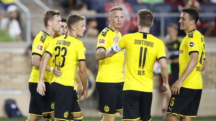 Borussia Dortmund returned to the top four following their victory over Monchengladbach