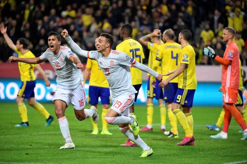 Rodrigo wheels away to celebrate his stoppage-time equalizer, granting Spain&#039;s passage into Euro 2020