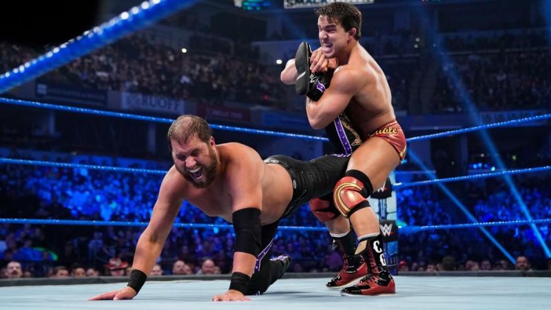Shorty makes Curtis Axel tap out on SmackDown