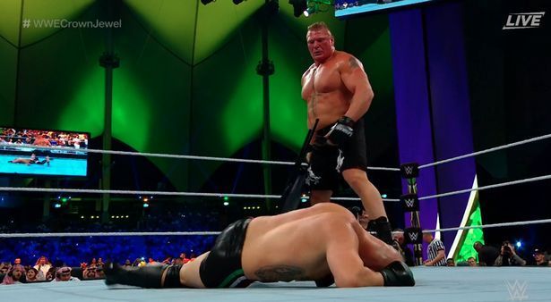 Brock Lesnar made Cain Velasquez tap out in the match