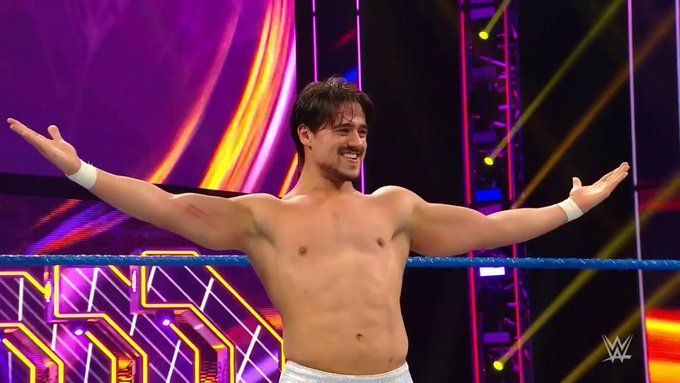 The Man with the Million Dollar Smile made a surprise appearance on 205 Live