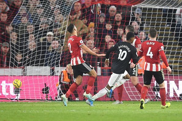 Marcus Rashford scores!