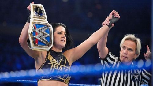 Bayley put her SmackDown Women's Championship on the line against Nikki Cross