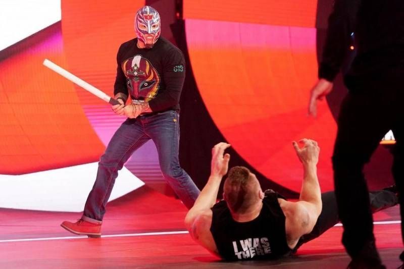 Rey Mysterio dominates 'The Beast' with the aid of a pipe