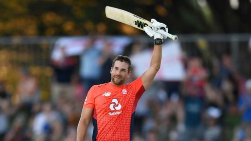 Dawid Malan celebrates his hundred