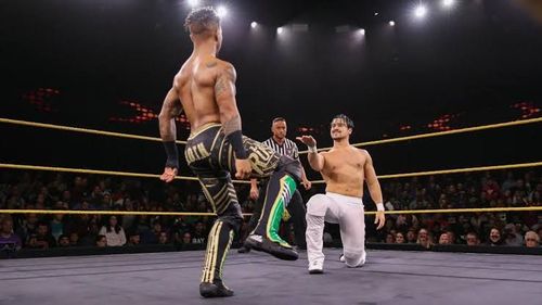 Angel Garza vs Lio Rush