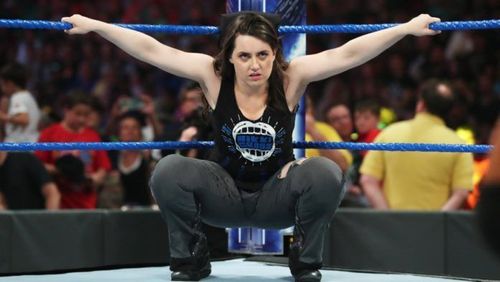 Nikki Cross 