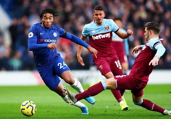 Chelsea FC v West Ham United - Premier League