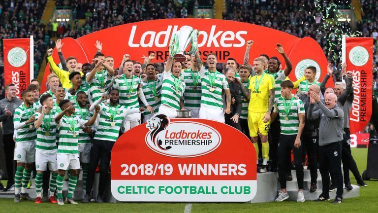 Celtic celebrate their 8th consecutive Scottish league title in 2018-19