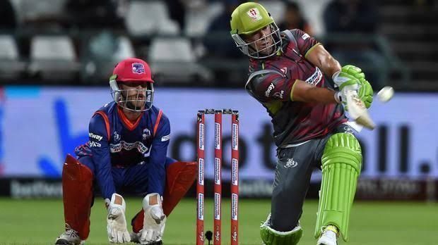 AB de Villiers will hope to continue his form with the bat against the Bay Giants