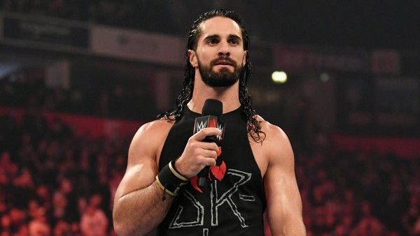 Even though the WWE fans have started turning on him, Seth Rollins is still giving his best every week.