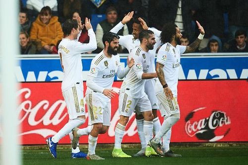 Deportivo Alaves v Real Madrid CF - La Liga