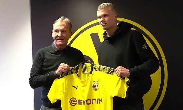 Erling Braut Haaland signs for Borussia Dortmund