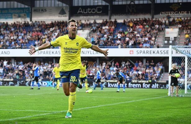 Kamil Wilcszek celebrates a goal for Brondby