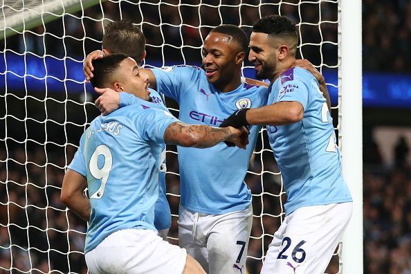 Manchester City eased past Leicester City