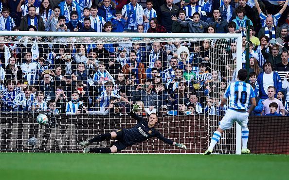 Real Sociedad v FC Barcelona - La Liga