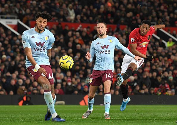 Manchester United v Aston Villa - Premier League