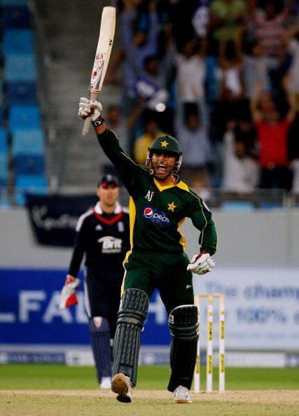 Abdul Razzaq exults in a T20 international vs England