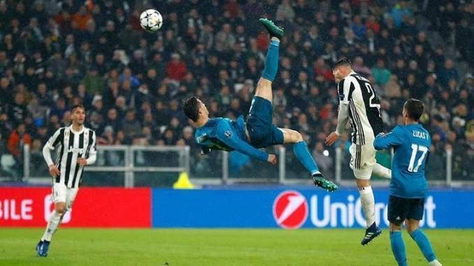 Cristiano Ronaldo&#039;s stunning scissor kick goal drew a standing ovation from the Turin faithful