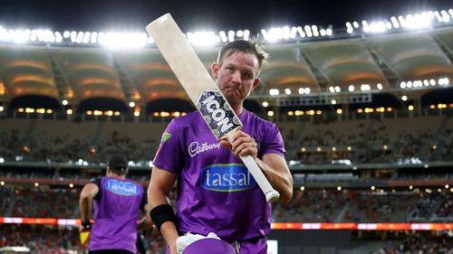 D'Arcy Short scored a century as the Hurricanes beat the Scorchers