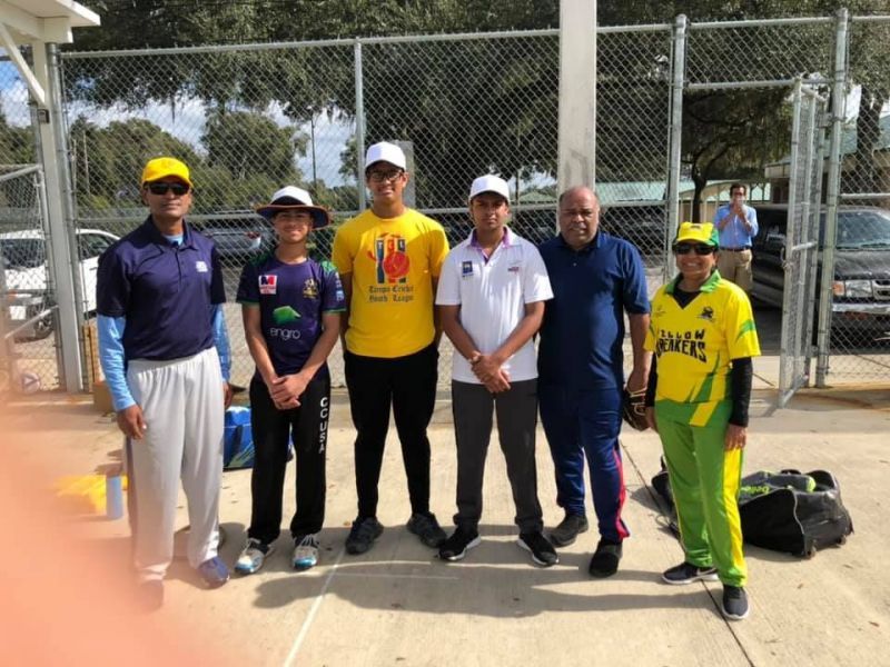 TCL Senior youth Players with Nitheesh Shetty, Coach Patel &amp; Jyotsna Patel - former India Women Test player &amp; youth coach