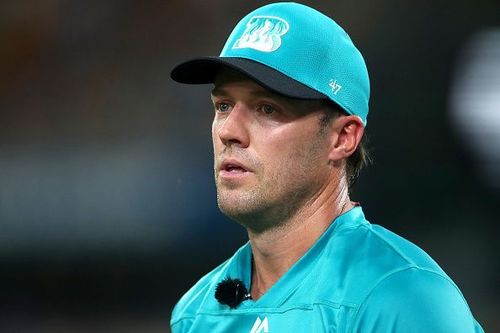 De Villiers was seen assuming responsibilities behind the wickets in Brisbane Heat's pre-match drills.