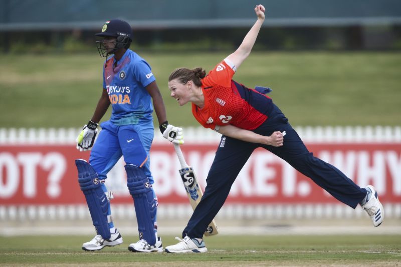 Anya Shrubsole provided vital blows to India in the middle-overs which applied breaks on the run-flow
