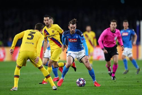 SSC Napoli v FC Barcelona - UEFA Champions League Round of 16: First Leg