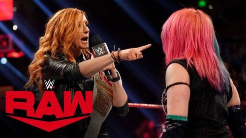 Asuka versus Becky Lynch. Who wins?