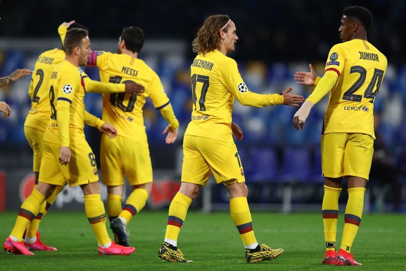 Barca players celebrate Griezmann's goal.