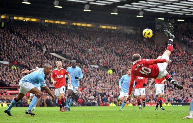Wayne Rooney&#039;s famous overhead kick against Manchester City in 2011