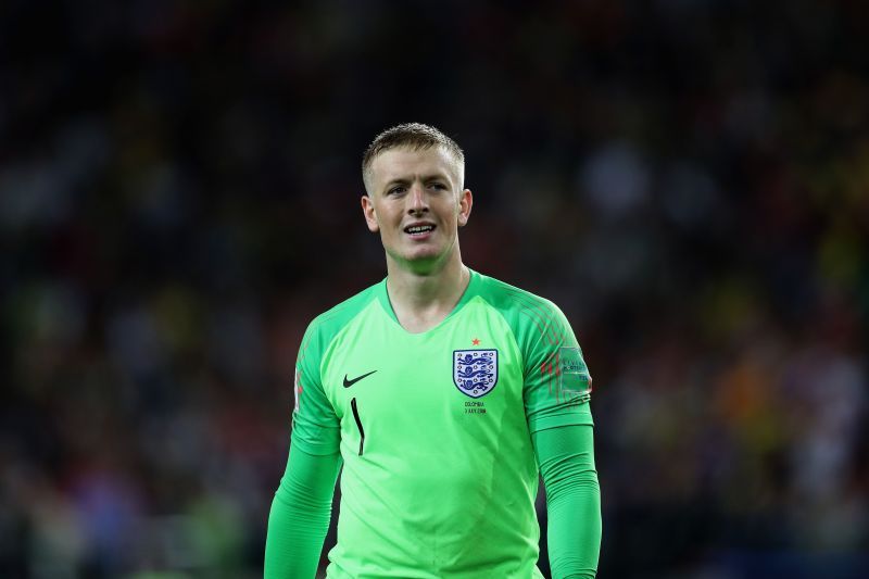 Should England stick with Jordan Pickford, or replace him with Dean Henderson?