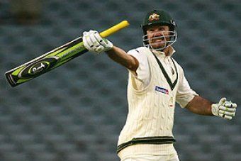 Ponting with the graphite bat (PC: ABC)