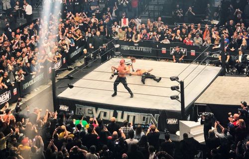 Jon Moxley wins the AEW World title