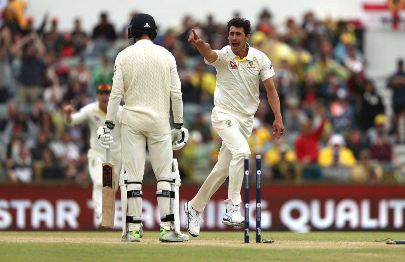 Mitchell Starc produces an unplayable ripper