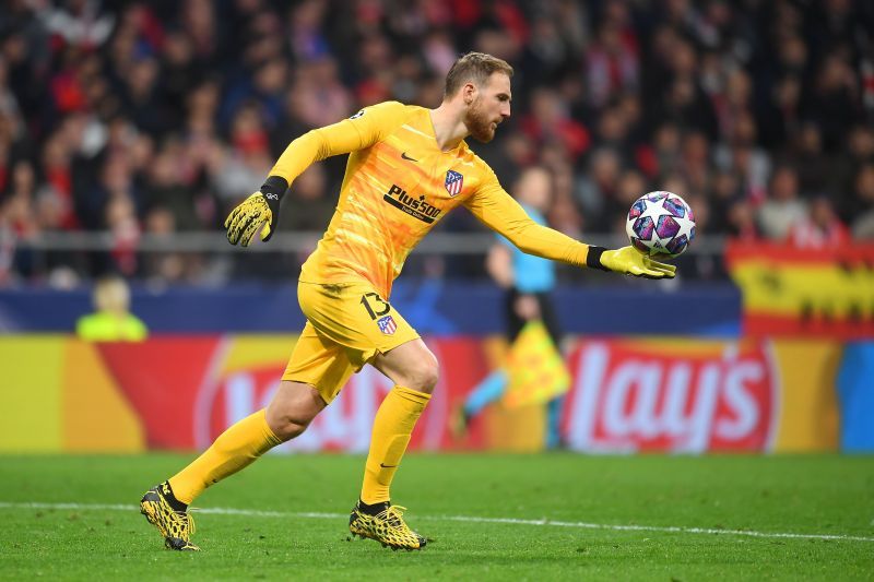 Jan Oblak during a Champions League game against Liverpool