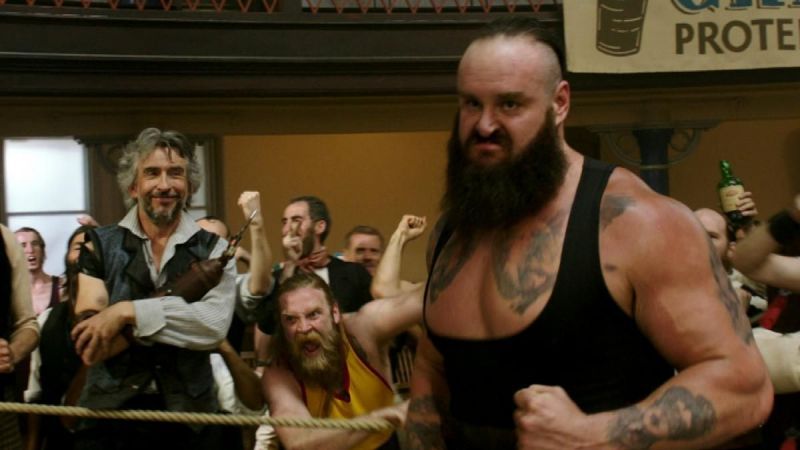 Strowman in Holmes and Watson