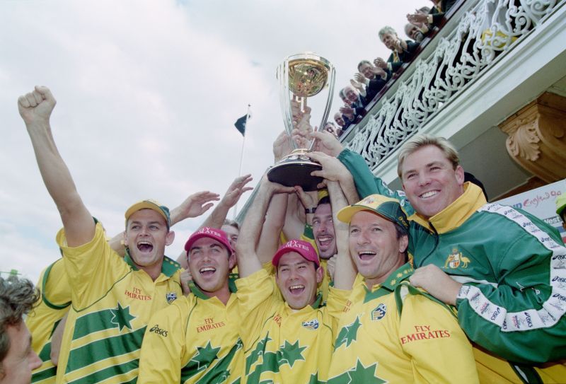 Australian team with the 1999 ICC Cricket World Cup trophy