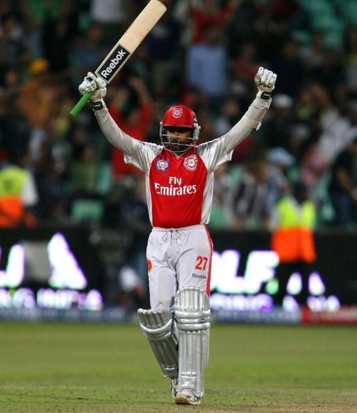2010 में महेला जयवर्धने ने एक मैच में पंजाब की कप्तानी की थी, लेकिन टीम को हार मिली