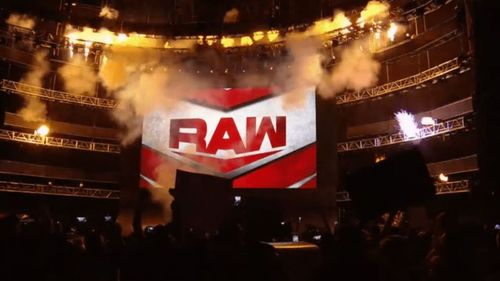 WWE RAW